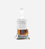 Carafe à whisky en cristal Rayza 780 ml, vue de face sur fond blanc