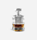 Carafe à whisky en cristal Trench 750 ml, vue de face sur fond blanc