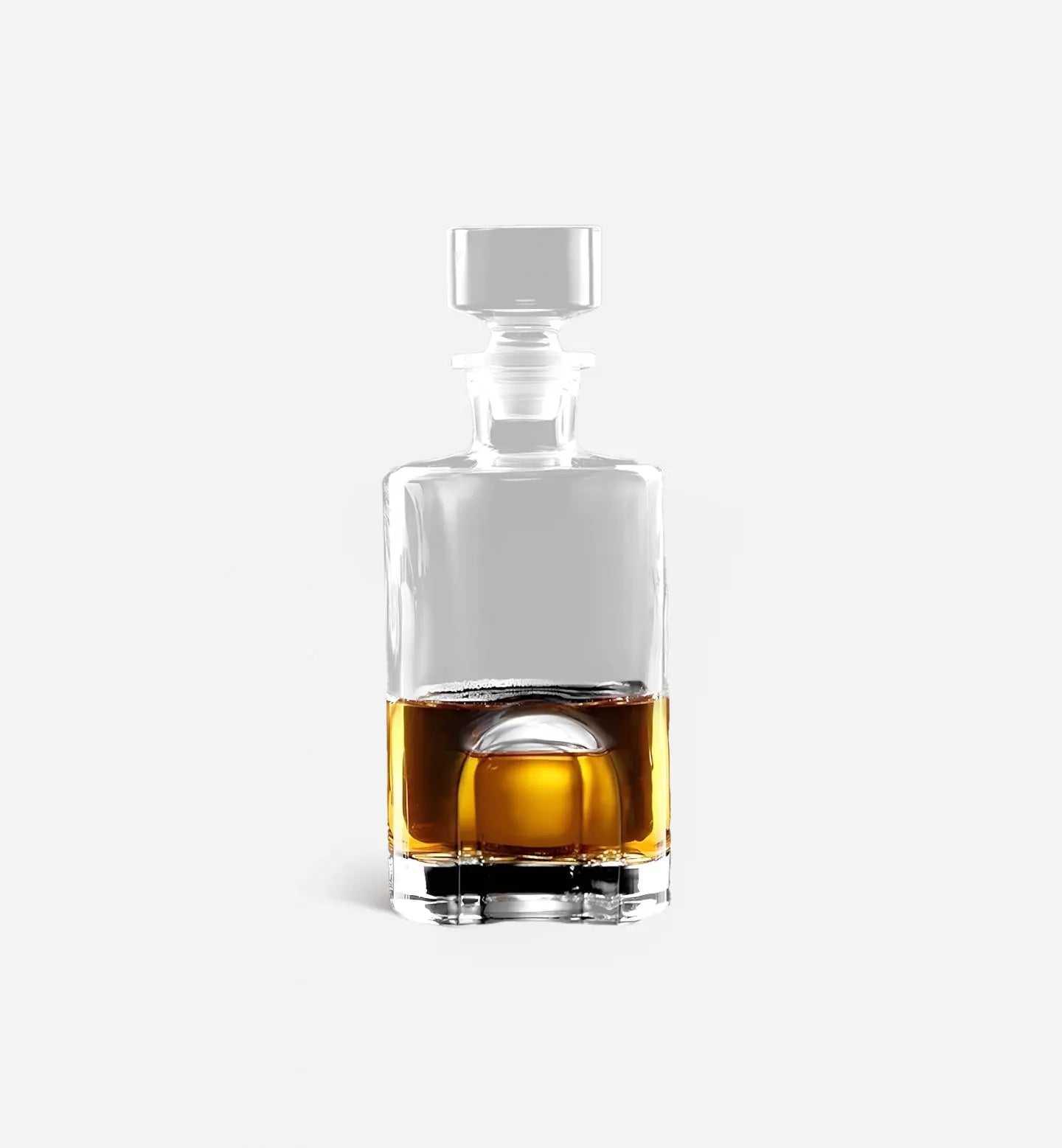 Carafe à whisky classique Tubis en cristal avec tube intérieur en relief, capacité 660 ml. Design original et fonctionnel pour sublimer vos spiritueux.