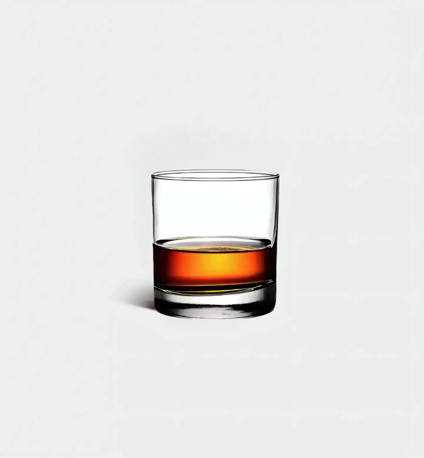 Verre à whisky 280 ml au design classique et épuré. Idéal pour savourer whisky ou bourbon avec élégance et authenticité.