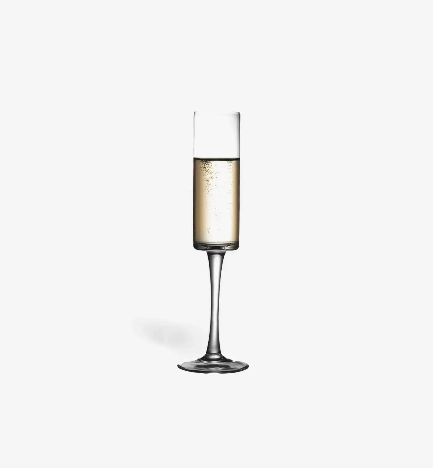 Verre à champagne 250 ml à la forme cylindrique élégante, parfait pour sublimer bulles fines et moments festifs avec sobriété.
