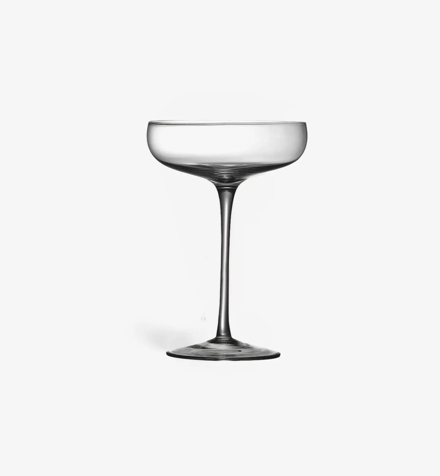 Verre à cocktail 180 ml, silhouette contemporaine et structurée. Sublime vin, margarita ou cocktails avec style affirmé.