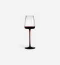 Verre à vin Claris II 360 ml, vue de face sur fond blanc
