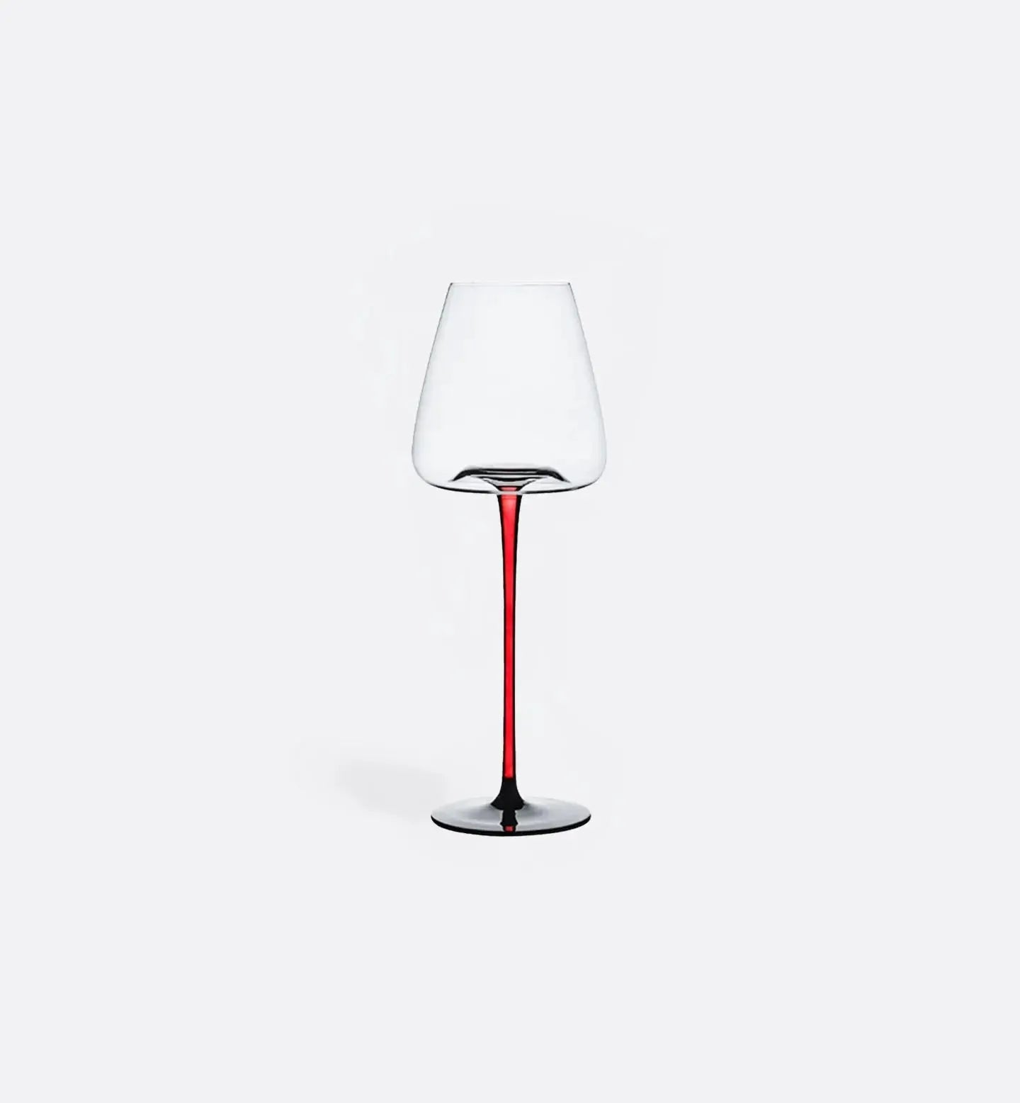 Verre à vin rouge en cristal 590 ml, classique et équilibré avec pied rouge. Parfait pour vins corsés et dégustations élégantes.