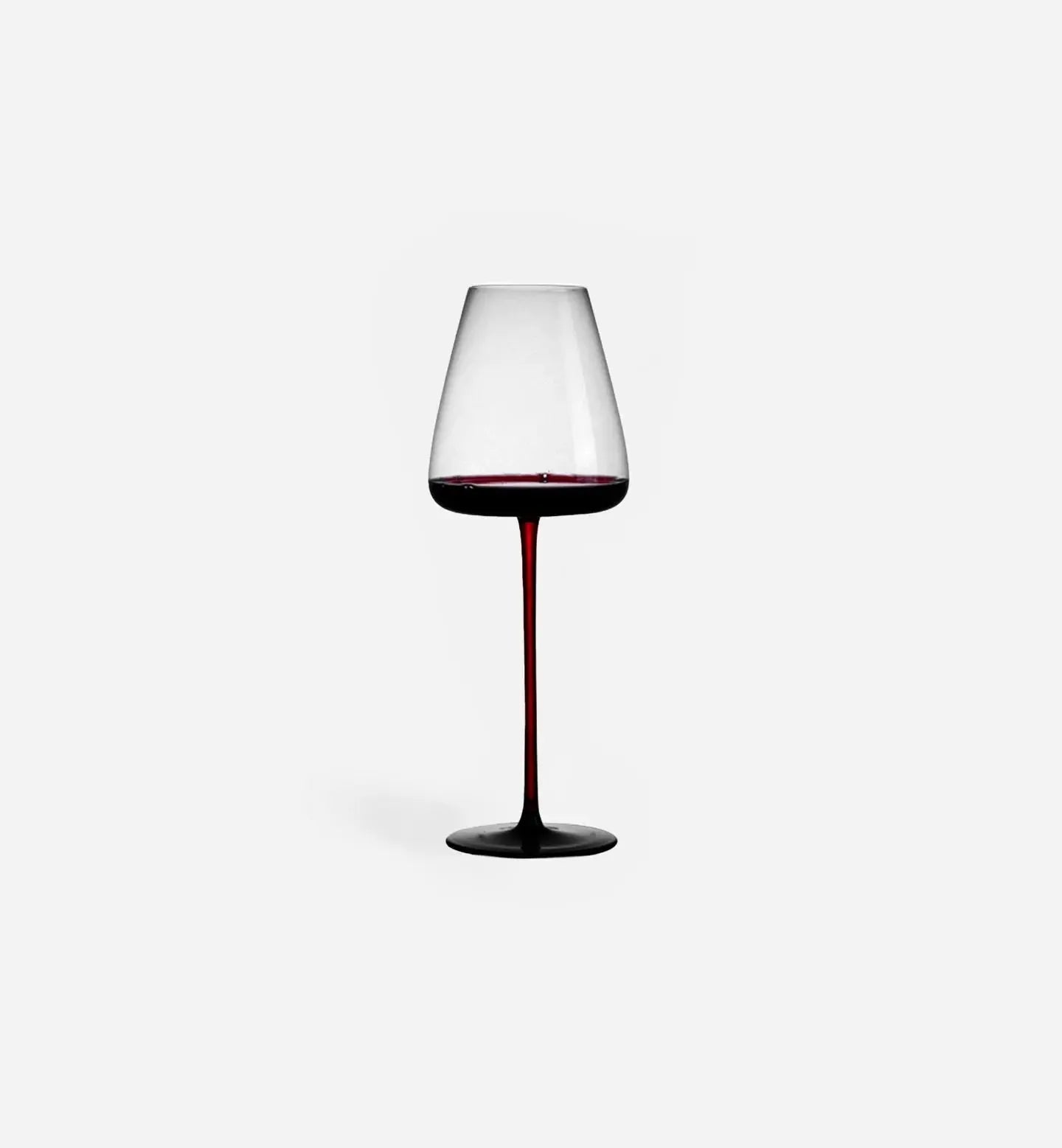 Verre à vin 580ml aux proportions équilibrées. Silhouette classique, oxygénation idéale. Parfait pour dégustations élégantes.