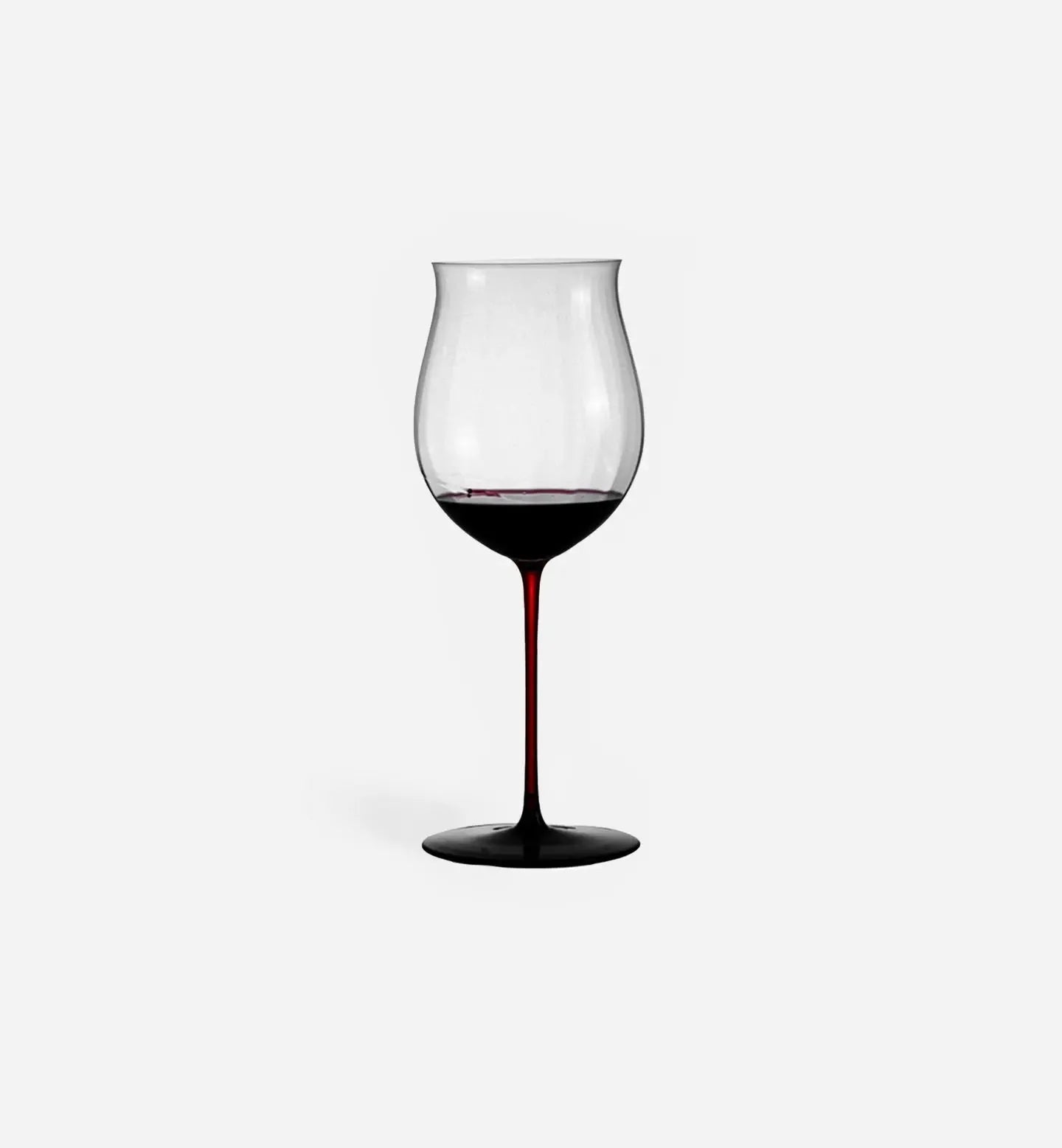 Verre à vin rouge 950ml, forme tulipe large avec motif ondulé pour une oxygénation parfaite et un design raffiné. Parfait pour grands crus et dégustations d’exception.