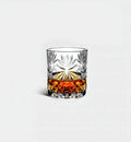Verre à whisky Floral 300 ml, motif en relief, vue de face sur fond blanc